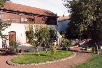 Hotel Restaurant La Boule D'Or Barbezieux-Saint-Hilaire Exteriör bild